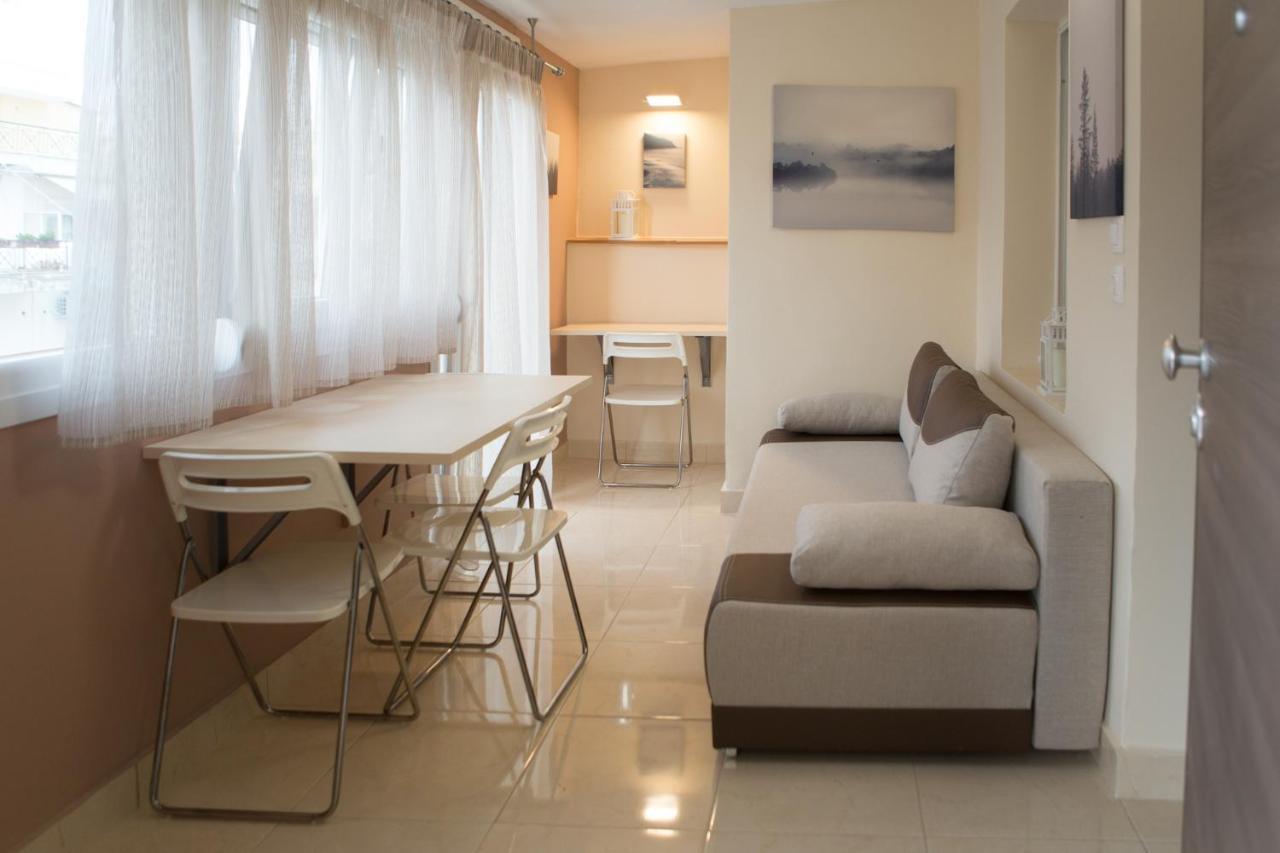 Kosmos Service Apartment Modern Spirit City Center With Additional Cost Parking Tesalónica Exterior foto